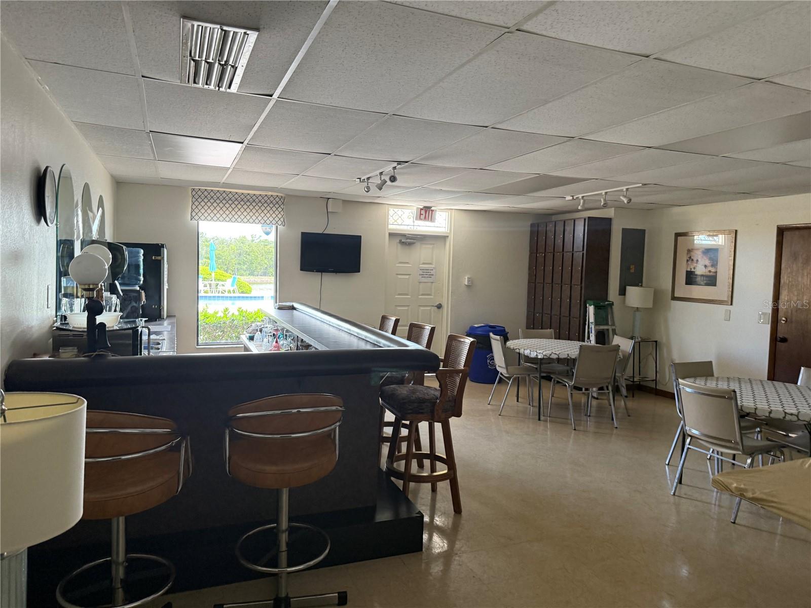 A4656703 Property Photo