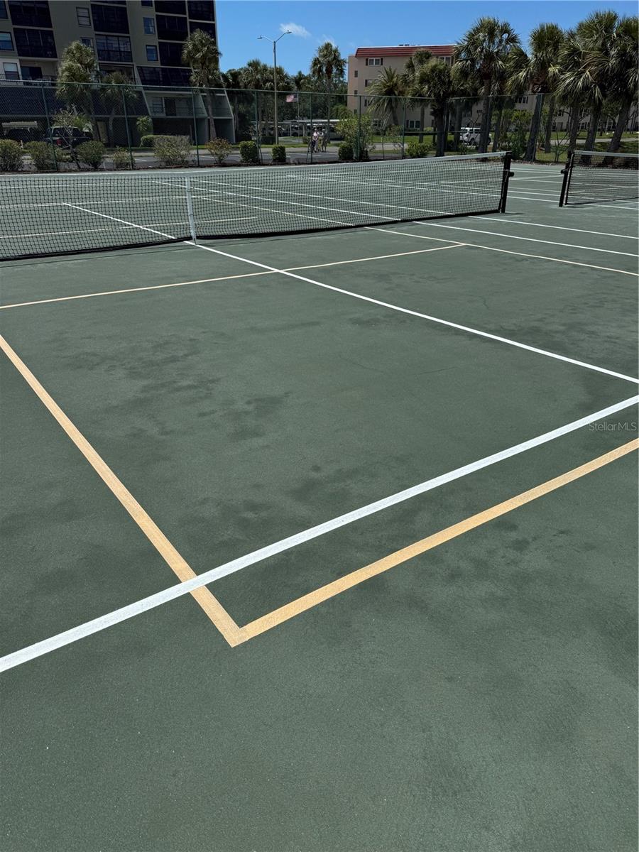 A4656703 Property Photo