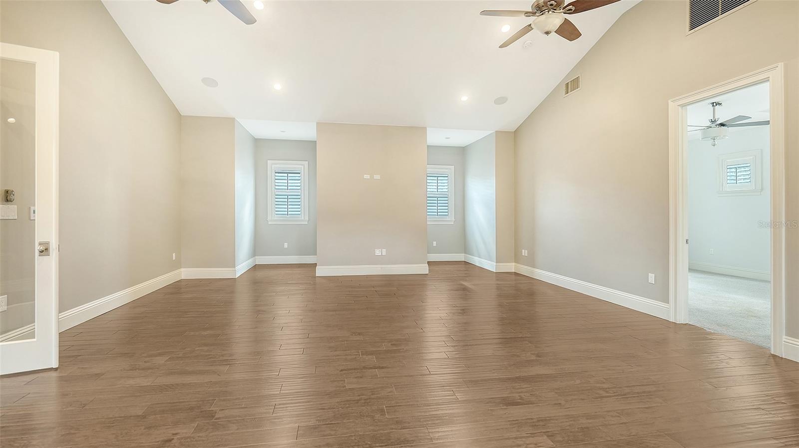 A4656708 Property Photo