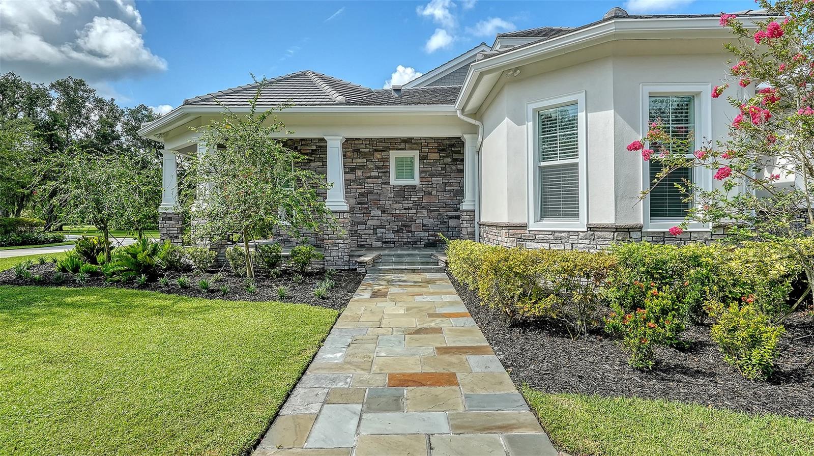 A4656708 Property Photo