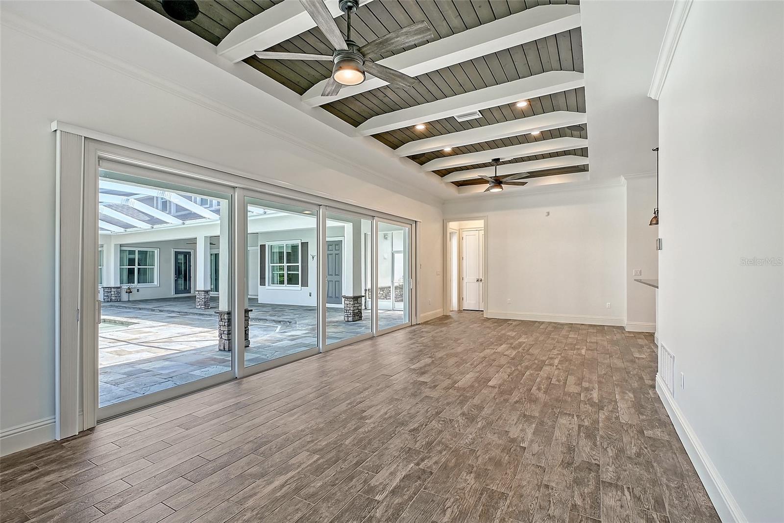A4656708 Property Photo