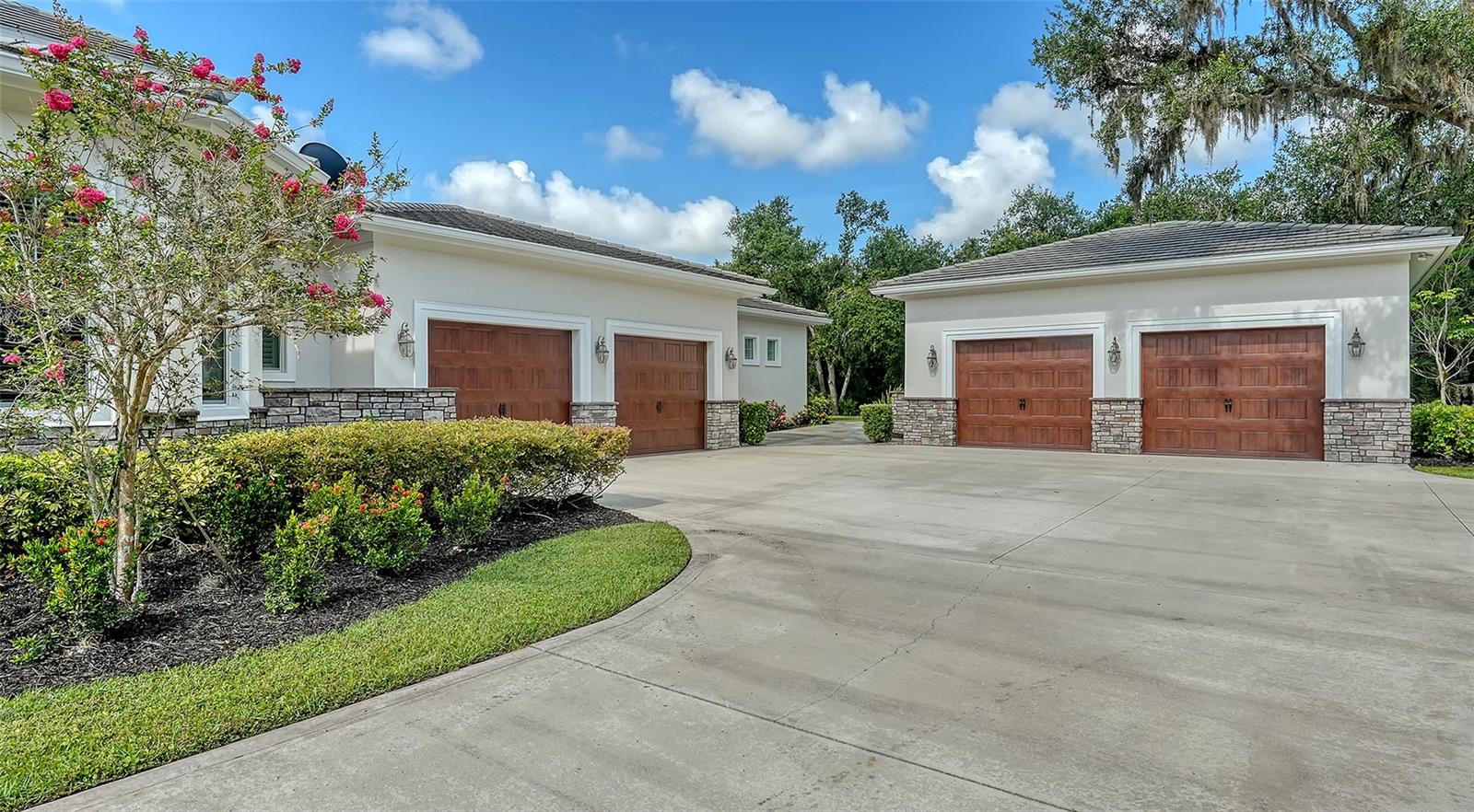 A4656708 Property Photo