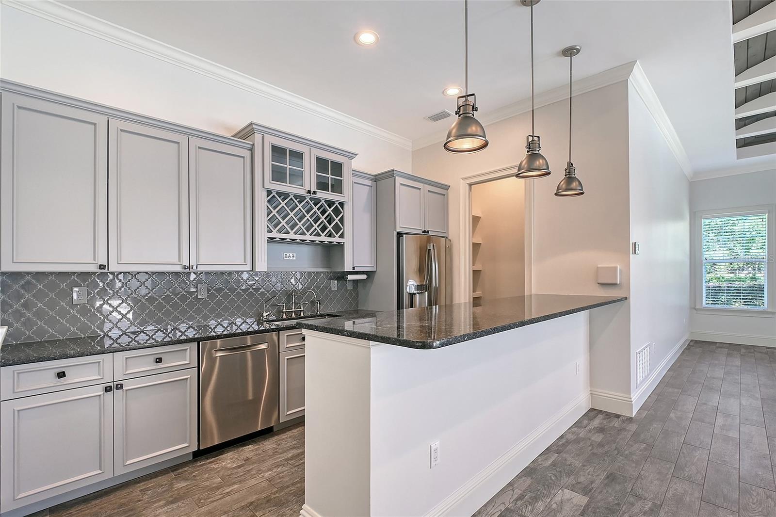 A4656708 Property Photo