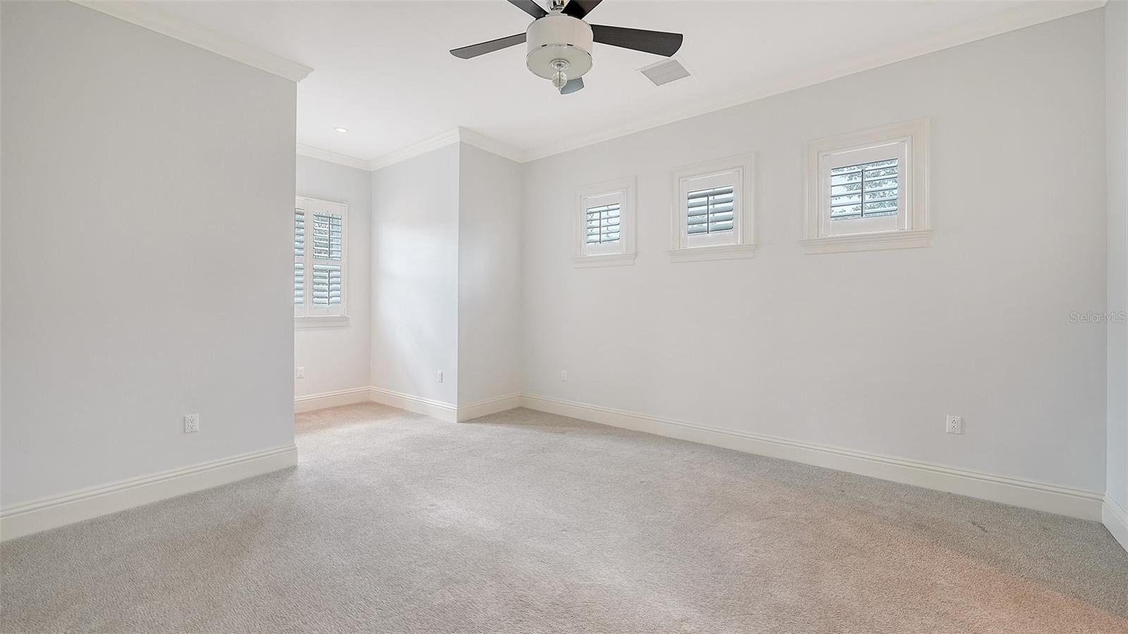 A4656708 Property Photo