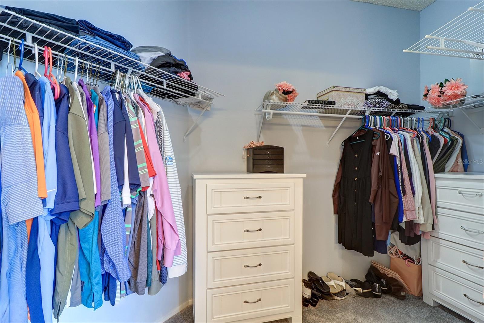 Large 11.7 x 6.3 walk in primary closet