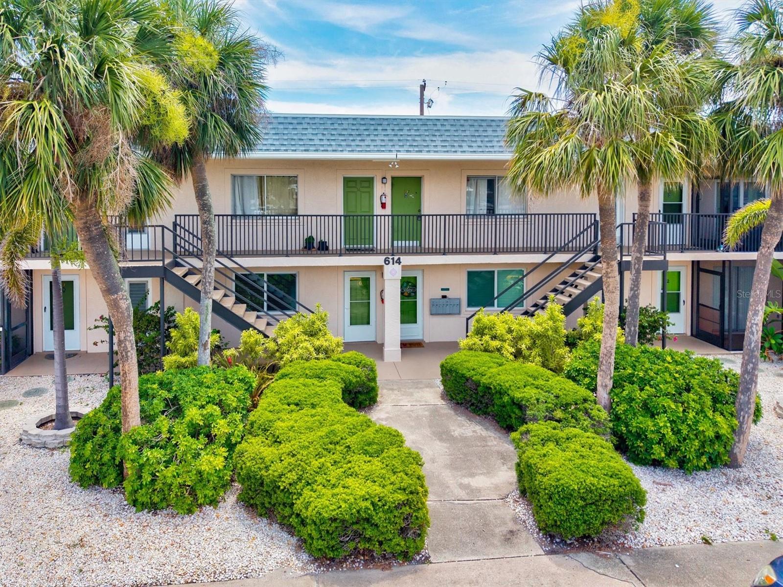 N6139398 Property Photo