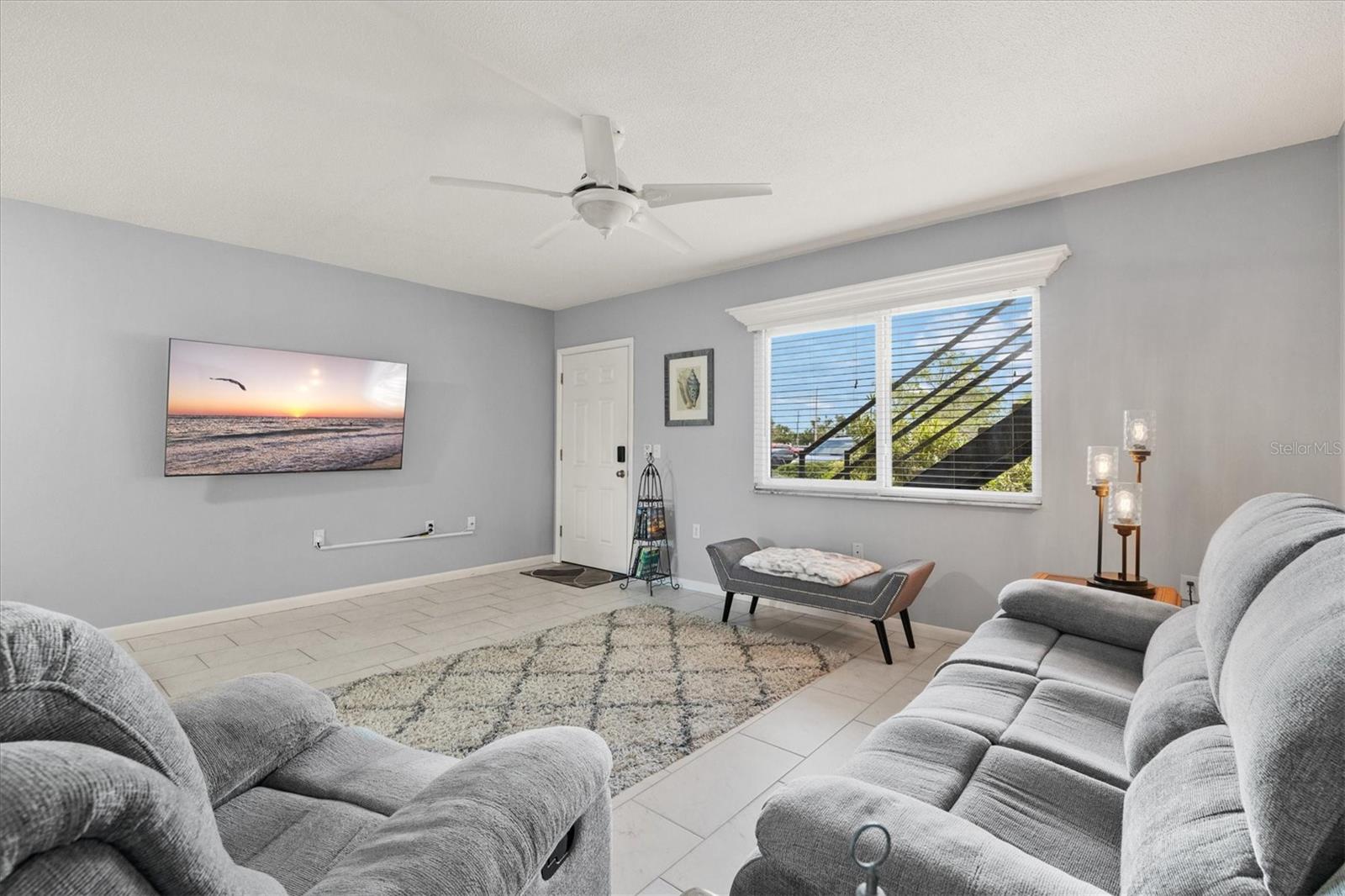 N6139398 Property Photo