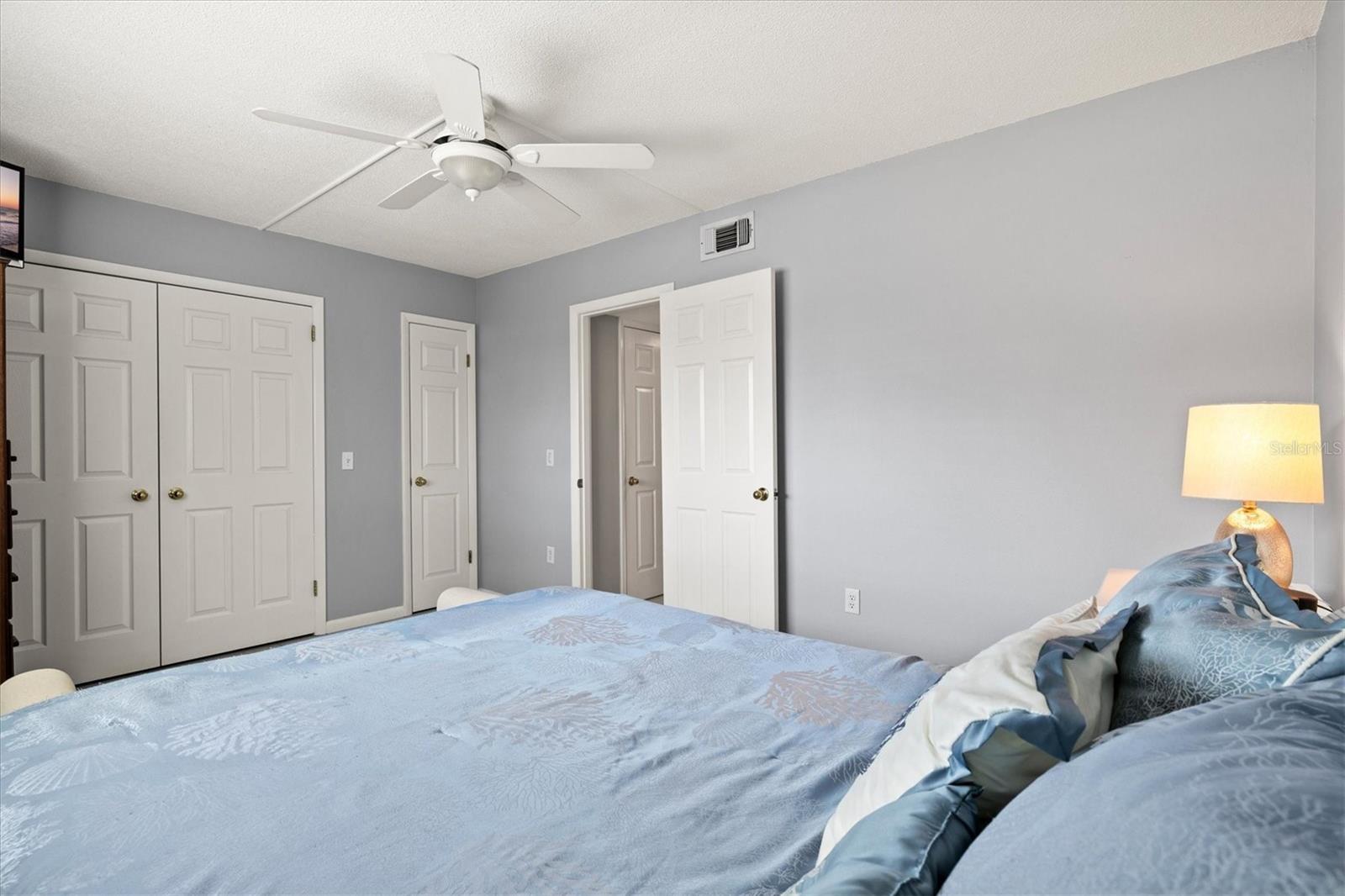 N6139398 Property Photo