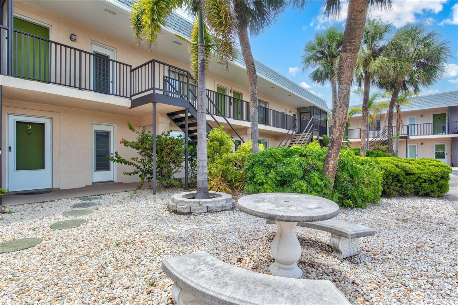 N6139398 Property Photo