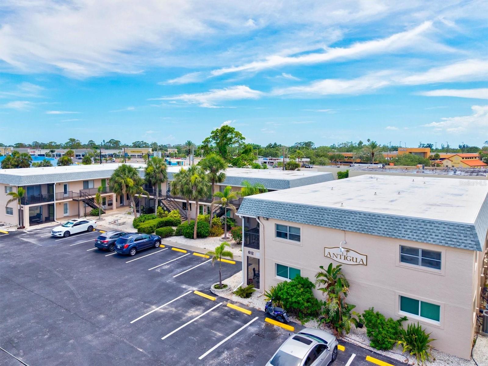 N6139398 Property Photo