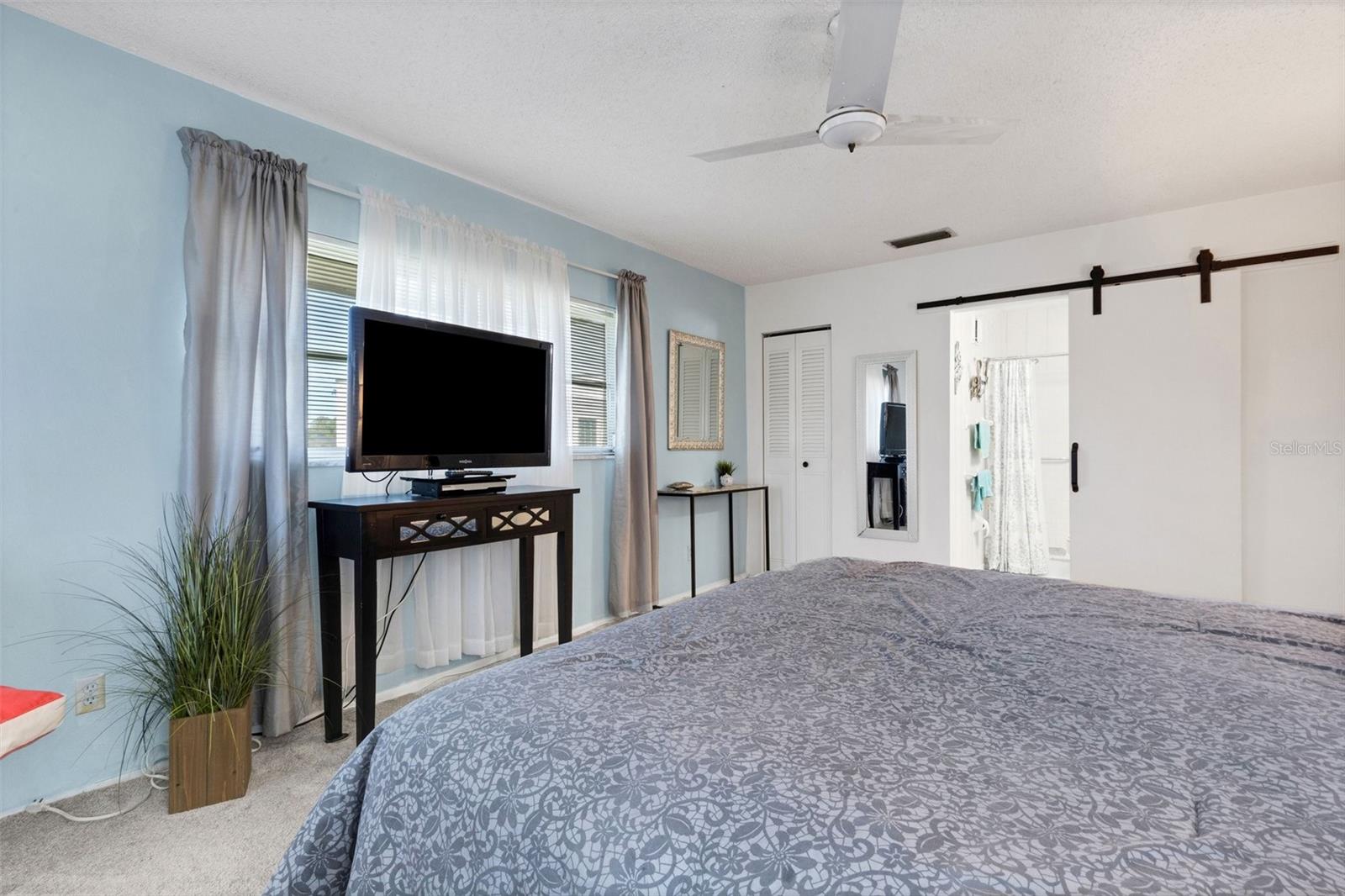 221 FERNWOOD CIR #221, SEMINOLE, FL, 33777