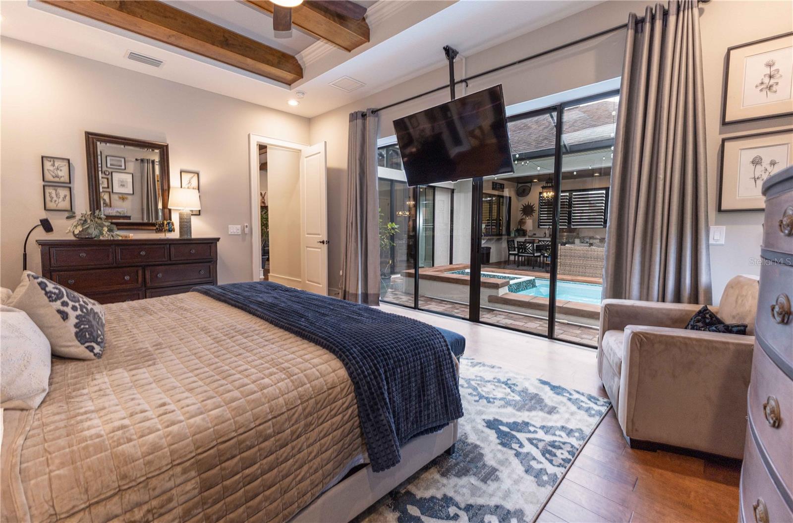 10592 WOODS DR, OXFORD, FL, 34484