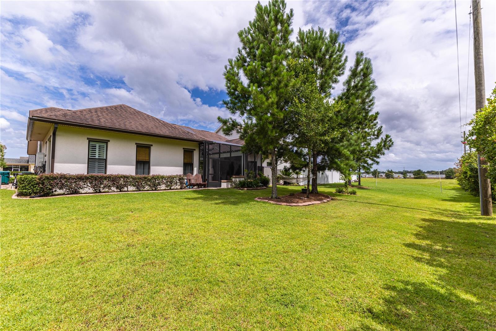 10592 WOODS DR, OXFORD, FL, 34484