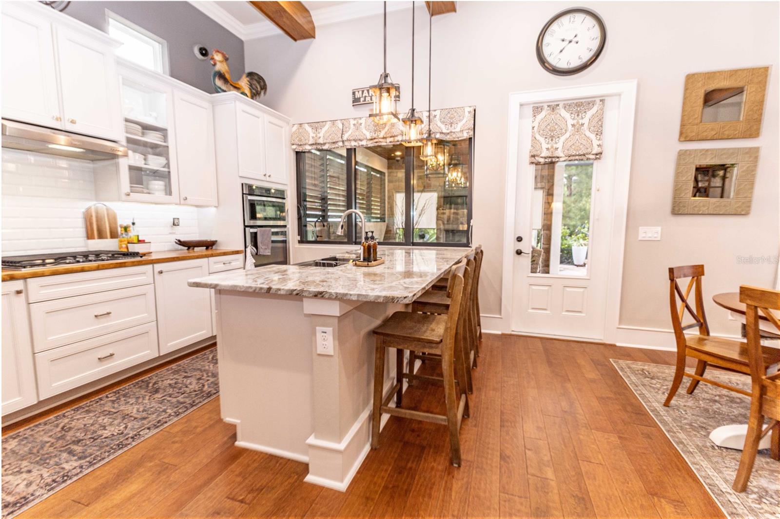 10592 WOODS DR, OXFORD, FL, 34484