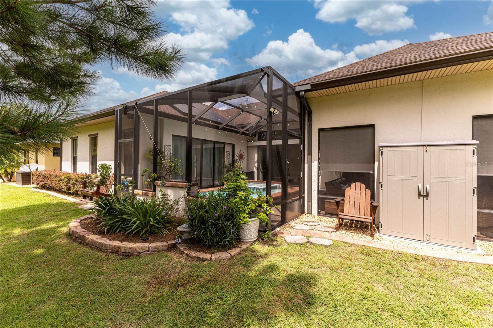 10592 WOODS DR, OXFORD, FL, 34484