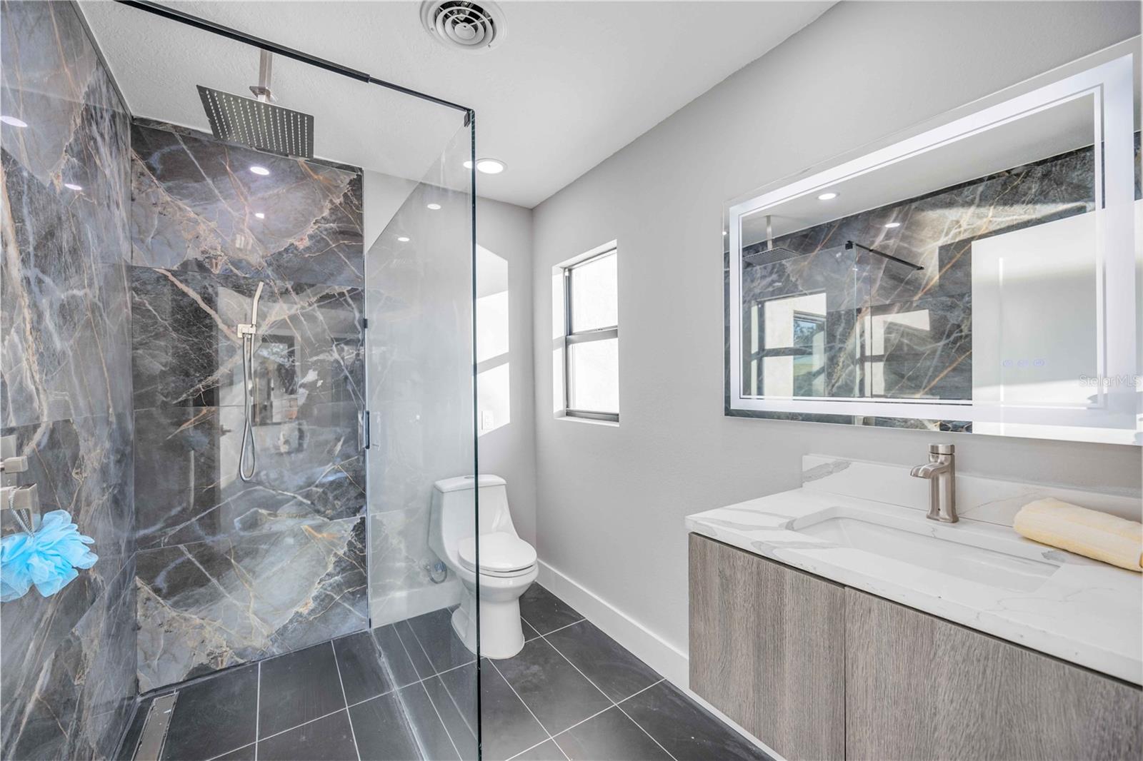 A4656746 Property Photo