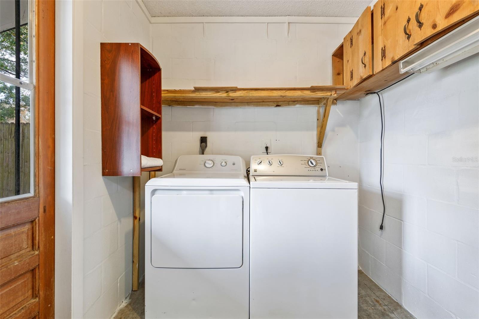 4202 E OKARA RD, TAMPA, FL, 33617