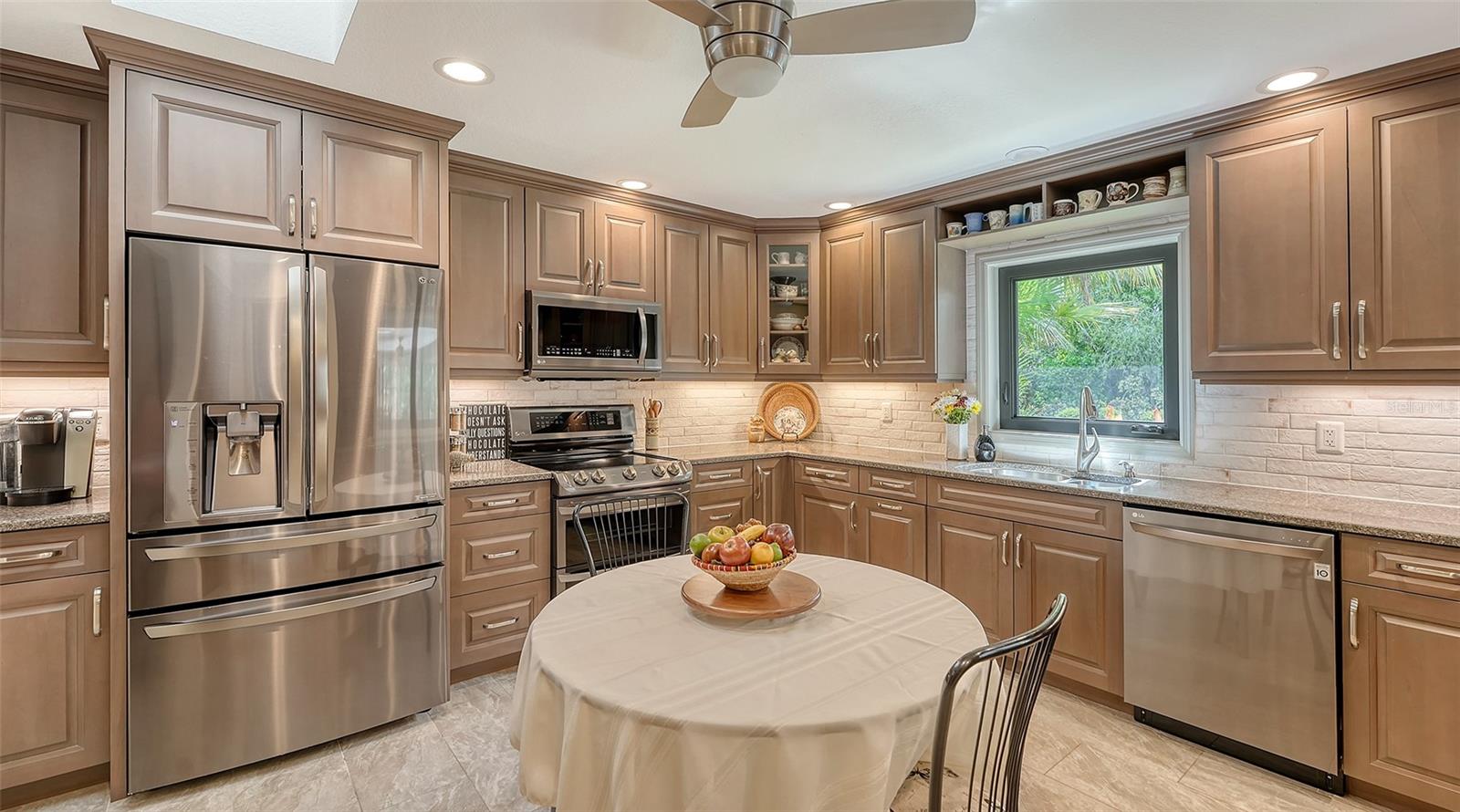 A4656772 Property Photo