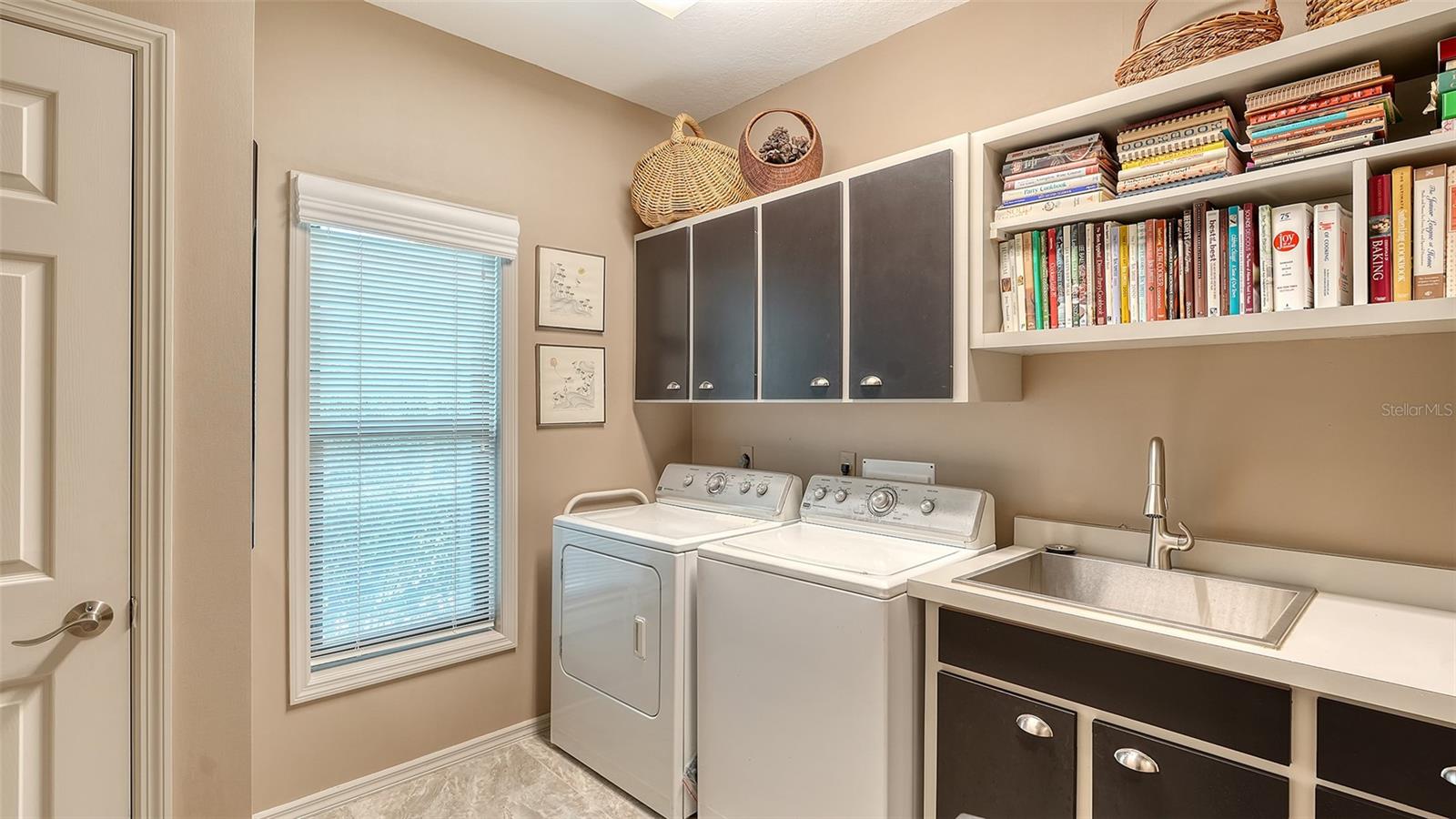 A4656772 Property Photo