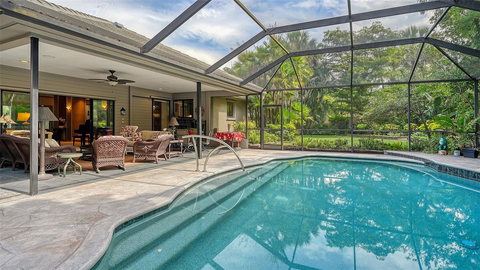 A4656772 Property Photo