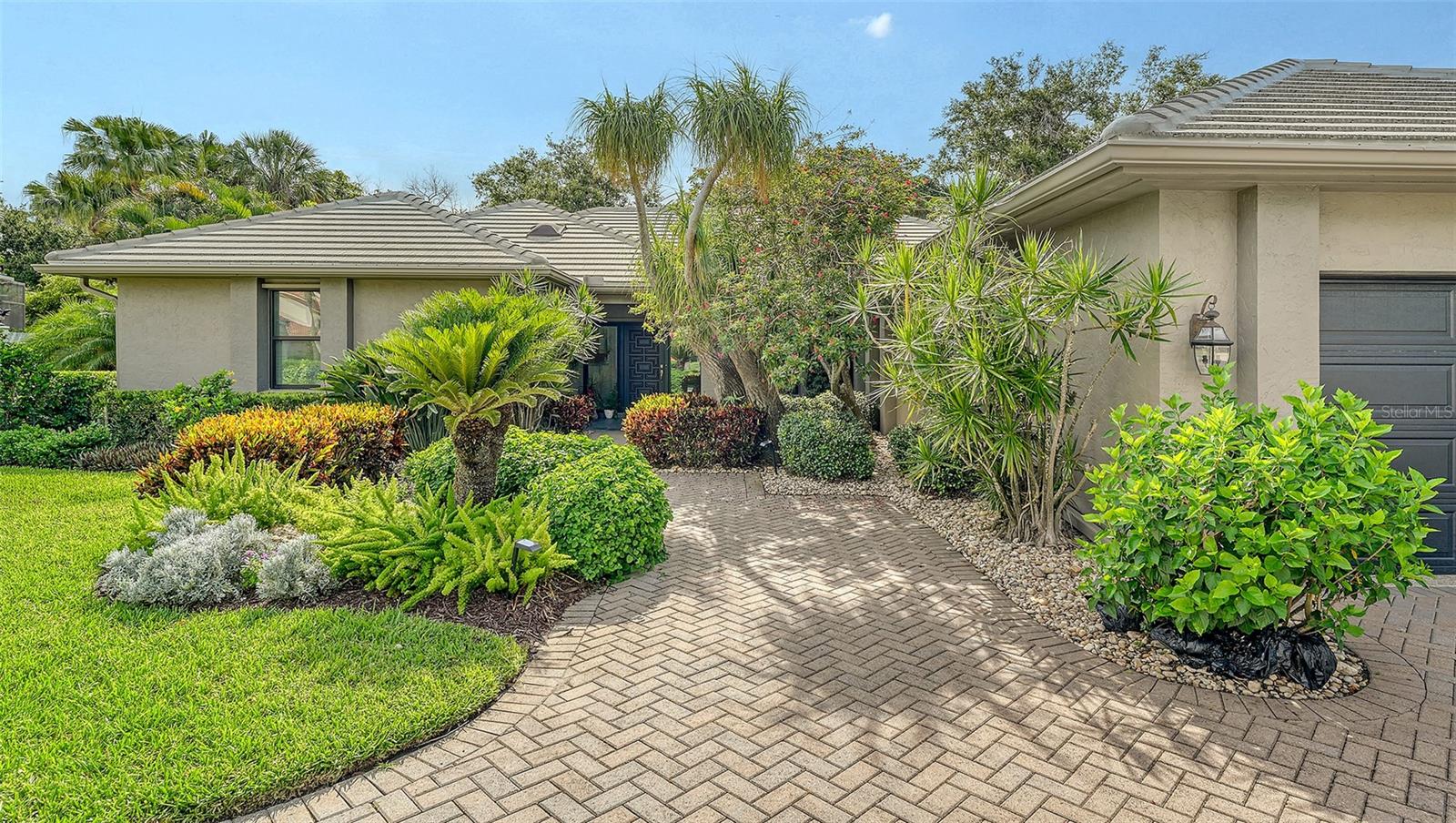 A4656772 Property Photo