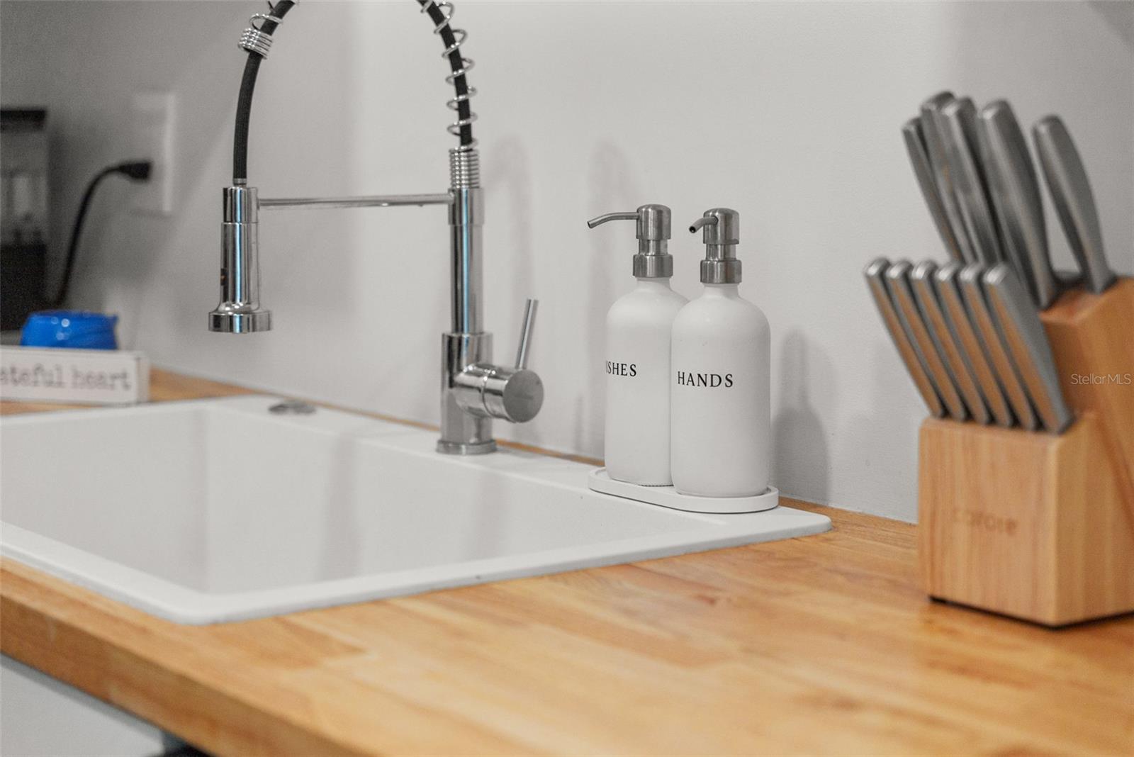 A4656774 Property Photo