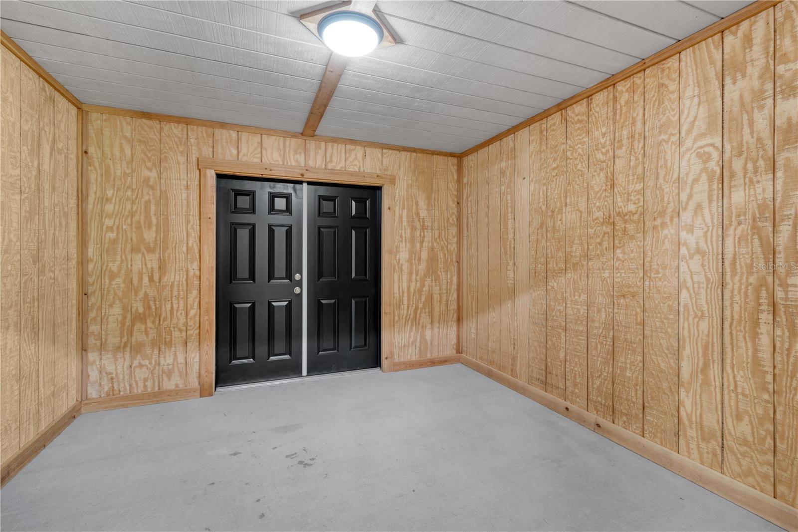 OM704207 Property Photo