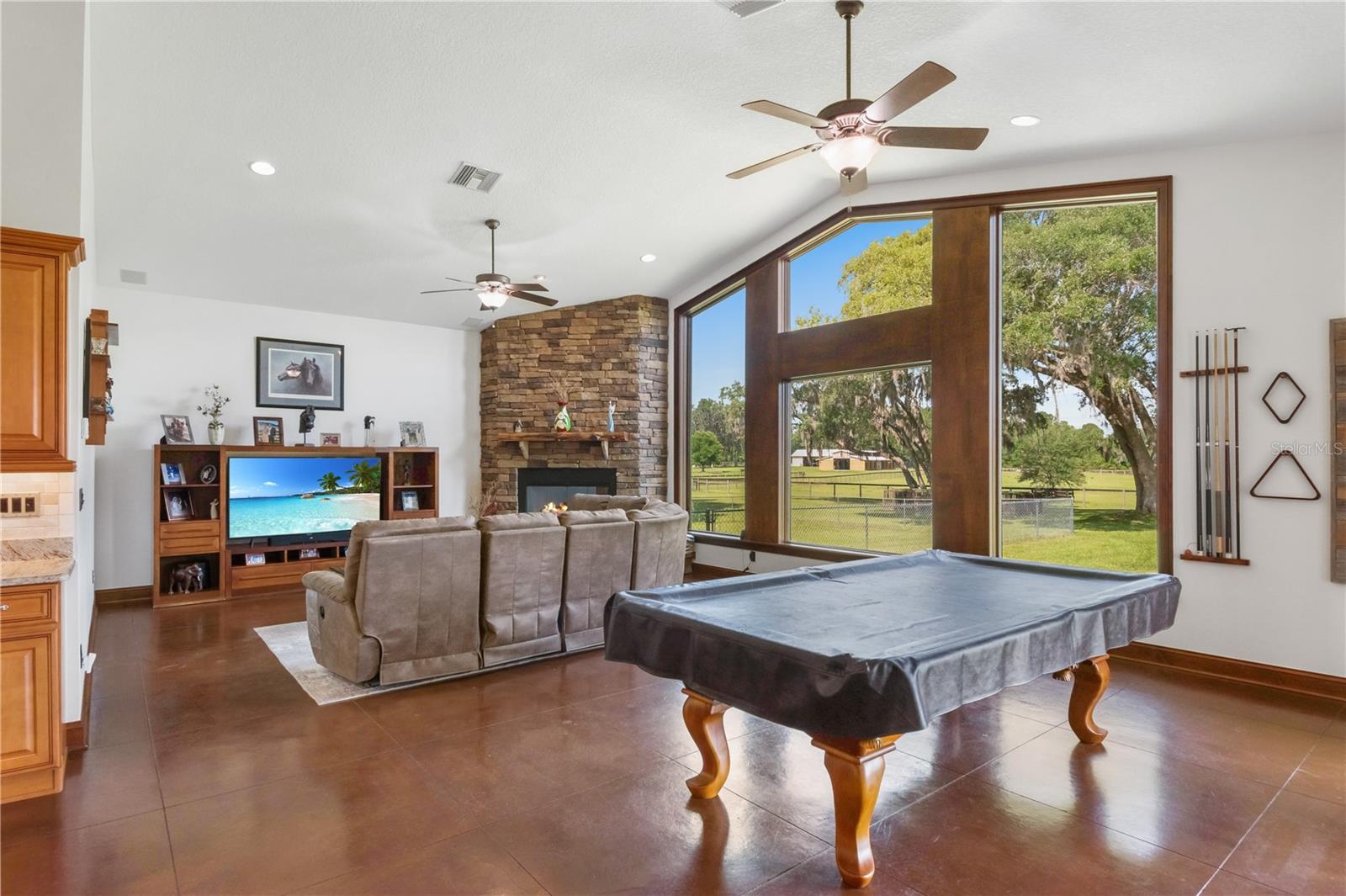 OM704207 Property Photo