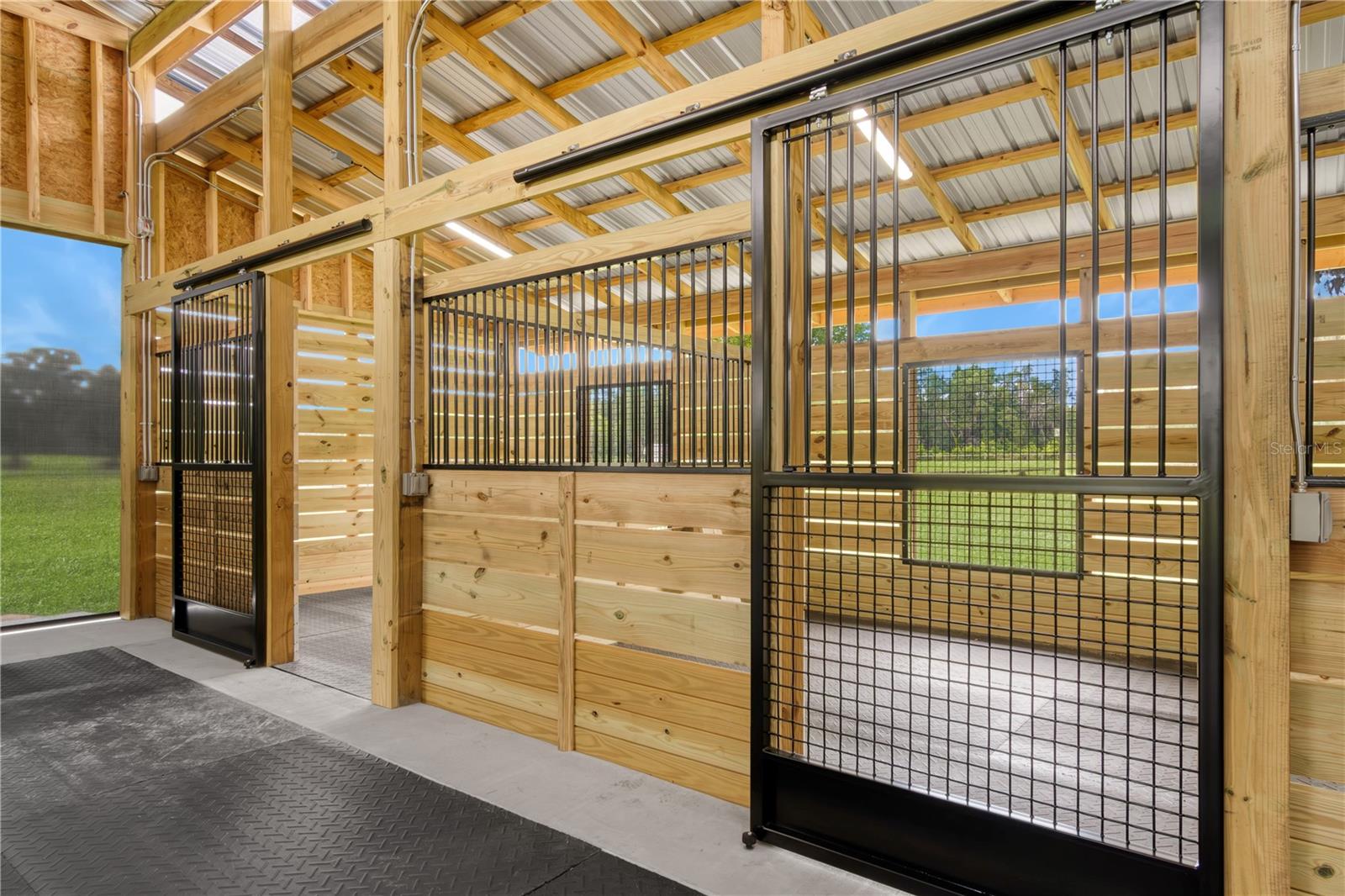 OM704207 Property Photo