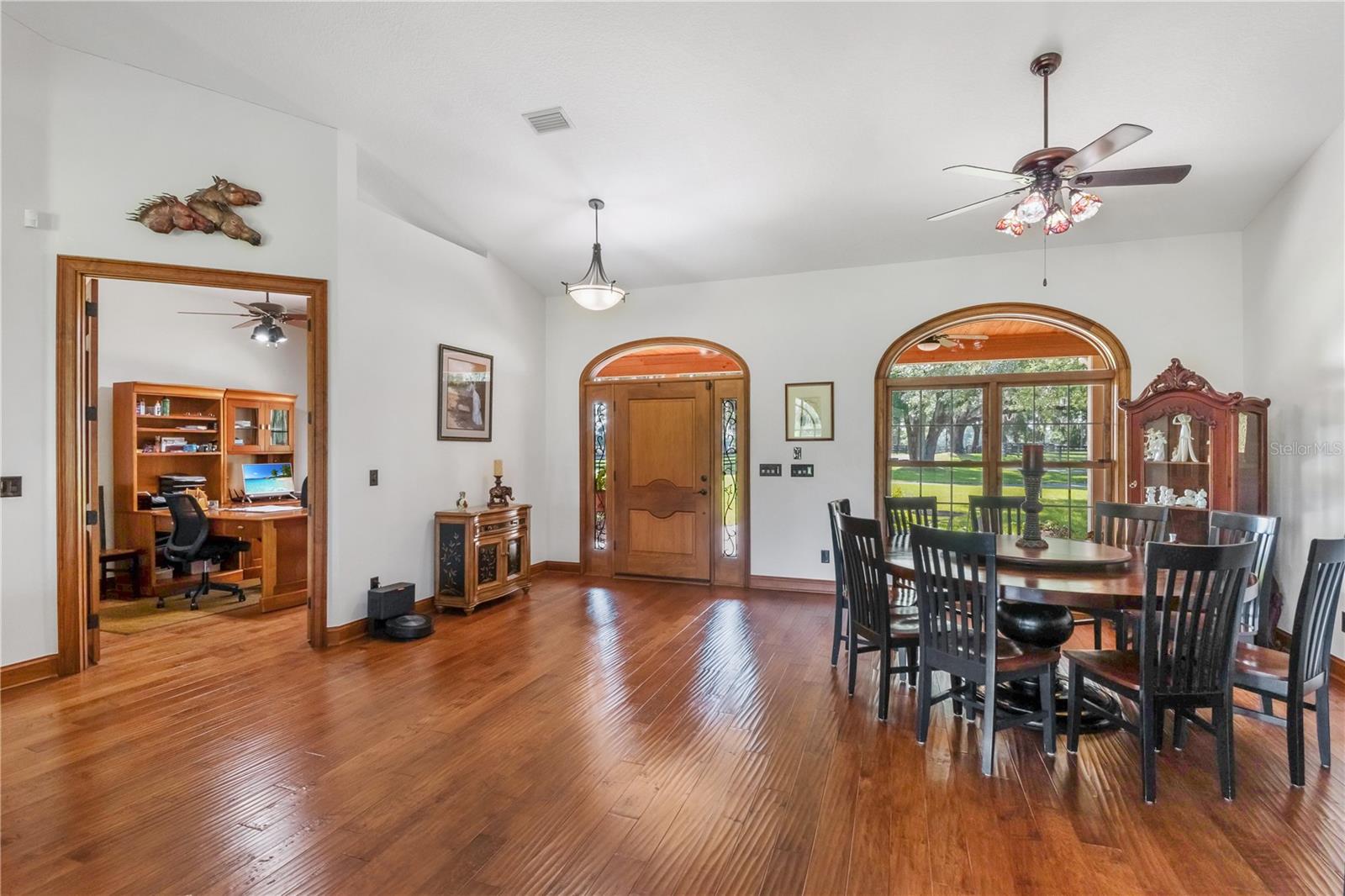 OM704207 Property Photo