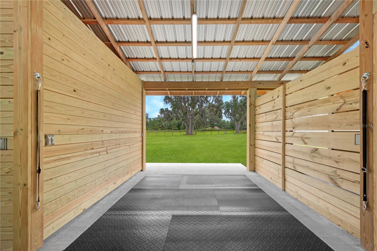 OM704207 Property Photo