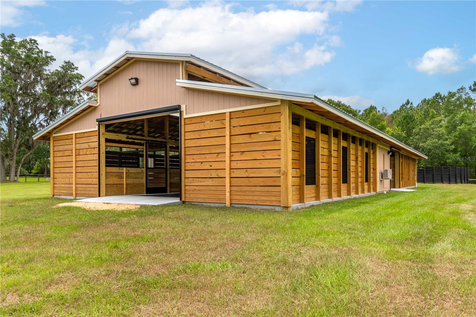 OM704207 Property Photo