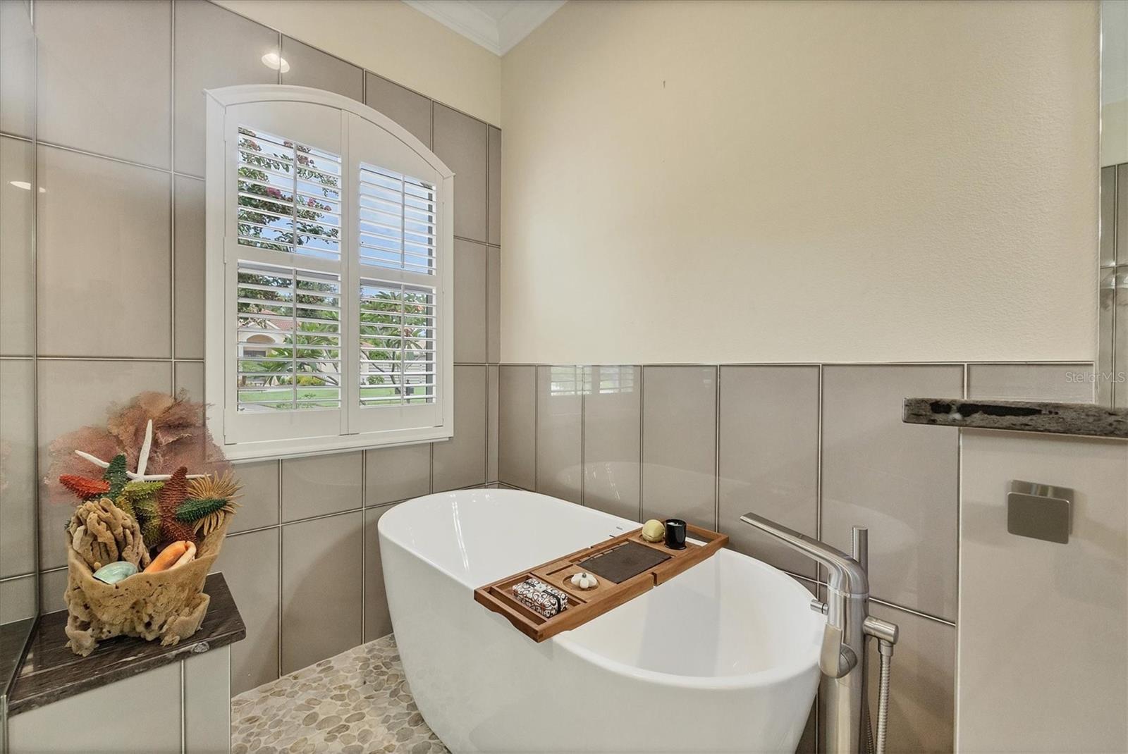A4656790 Property Photo