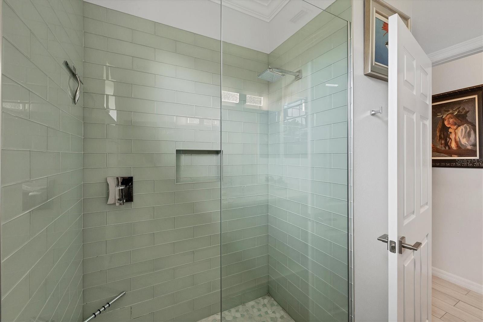 A4656790 Property Photo