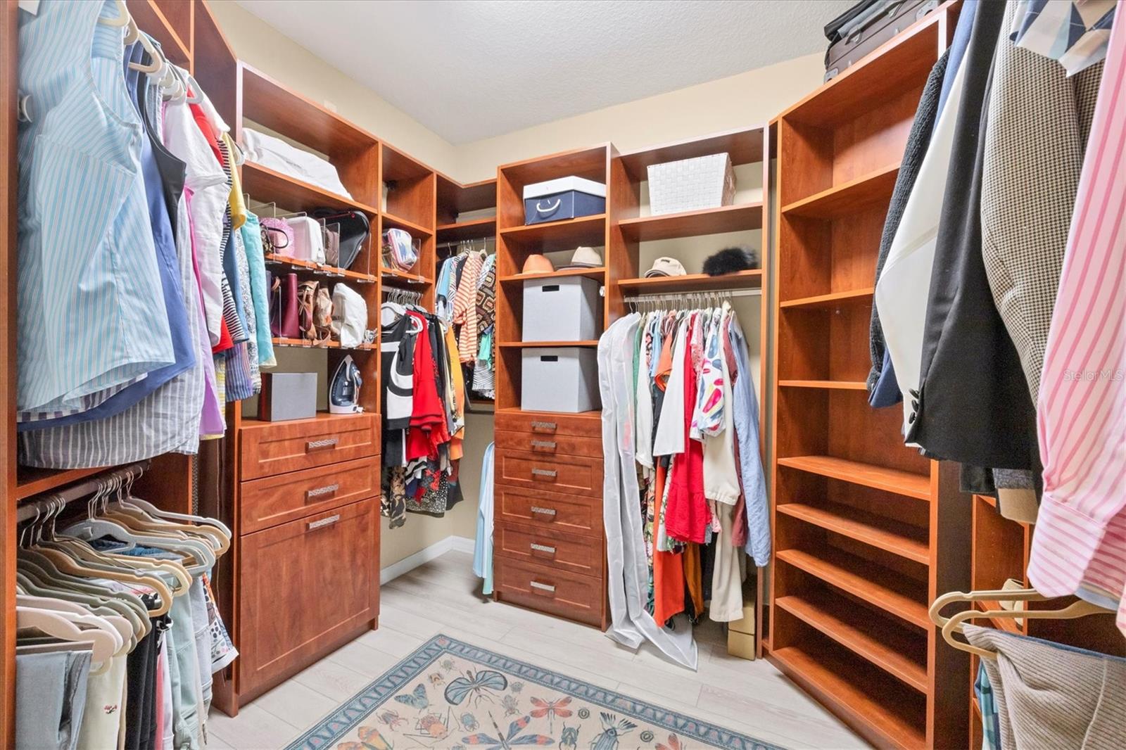 A4656790 Property Photo