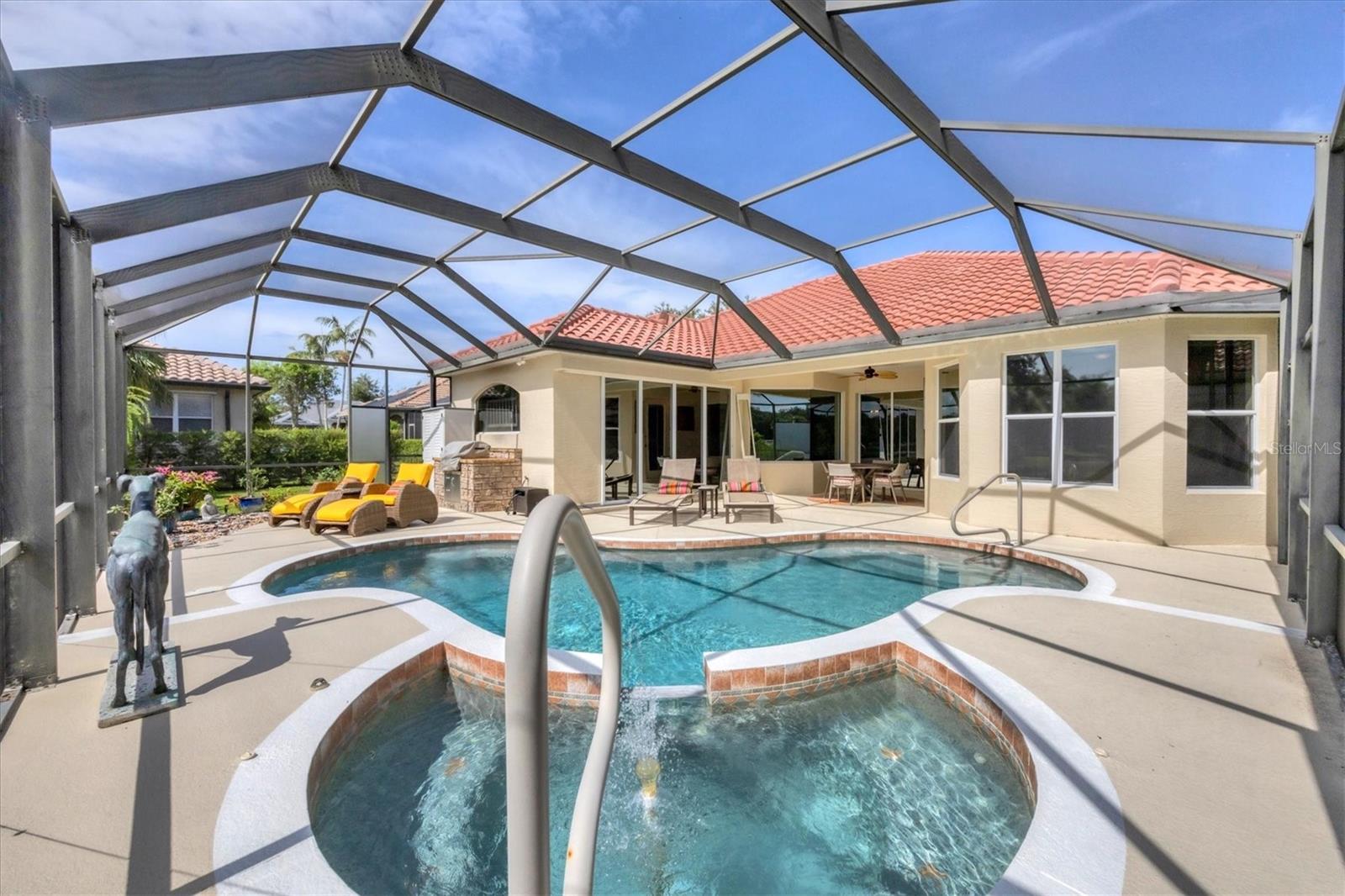 A4656790 Property Photo