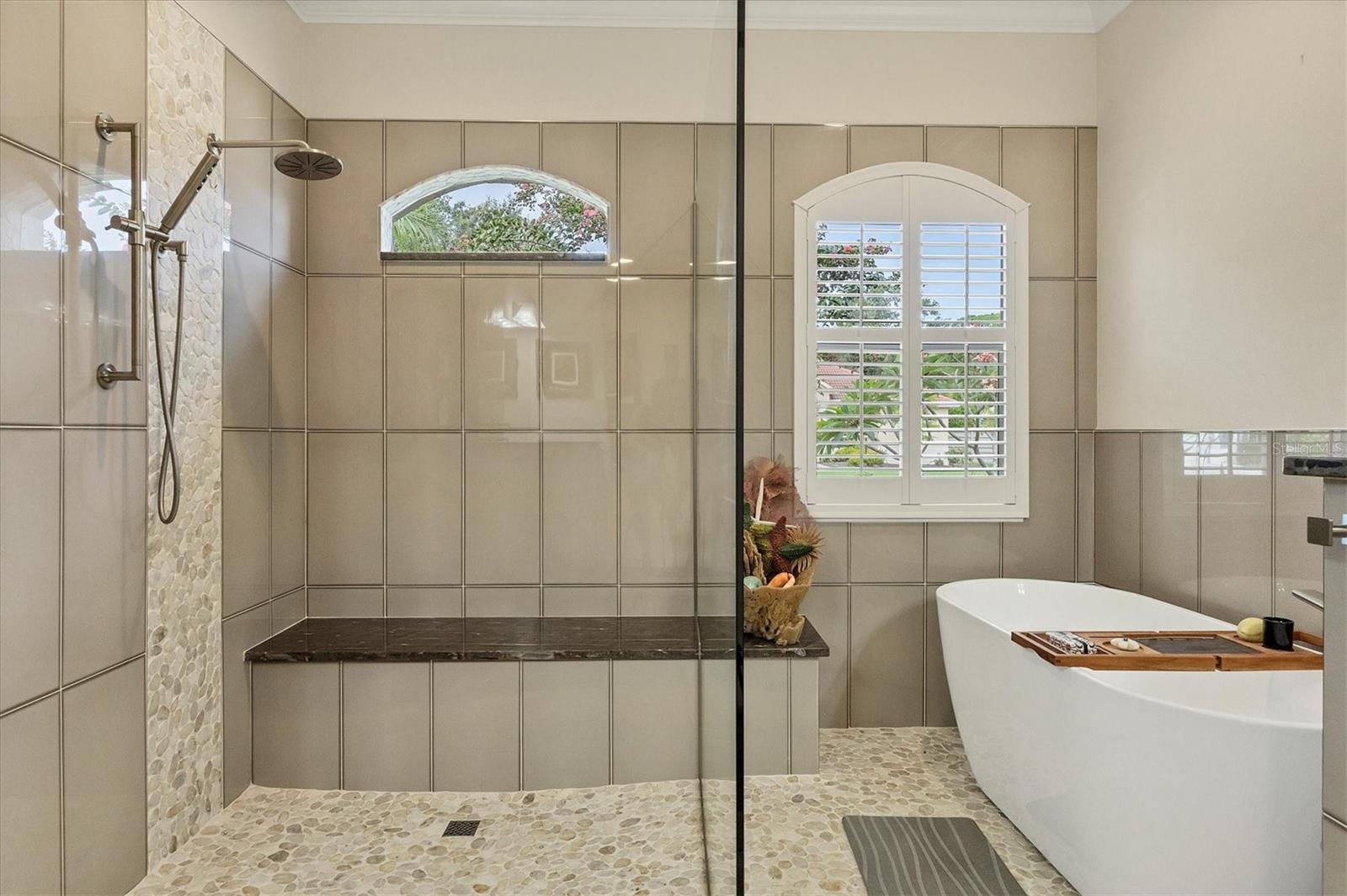 A4656790 Property Photo