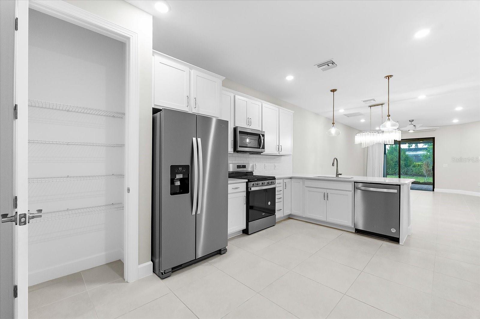 7661 SUMMERLAND CV, BRADENTON, FL, 34202