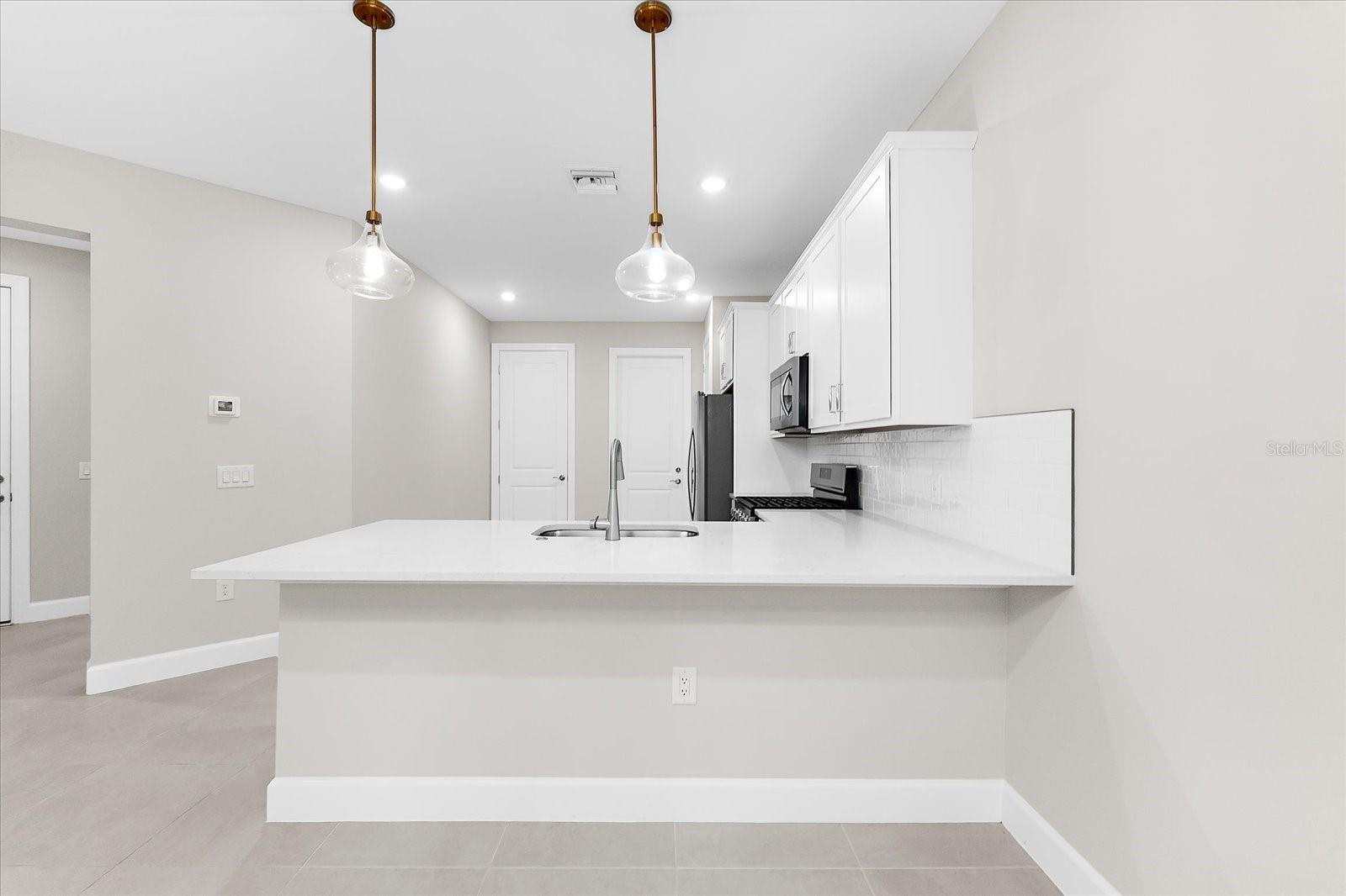 7661 SUMMERLAND CV, BRADENTON, FL, 34202