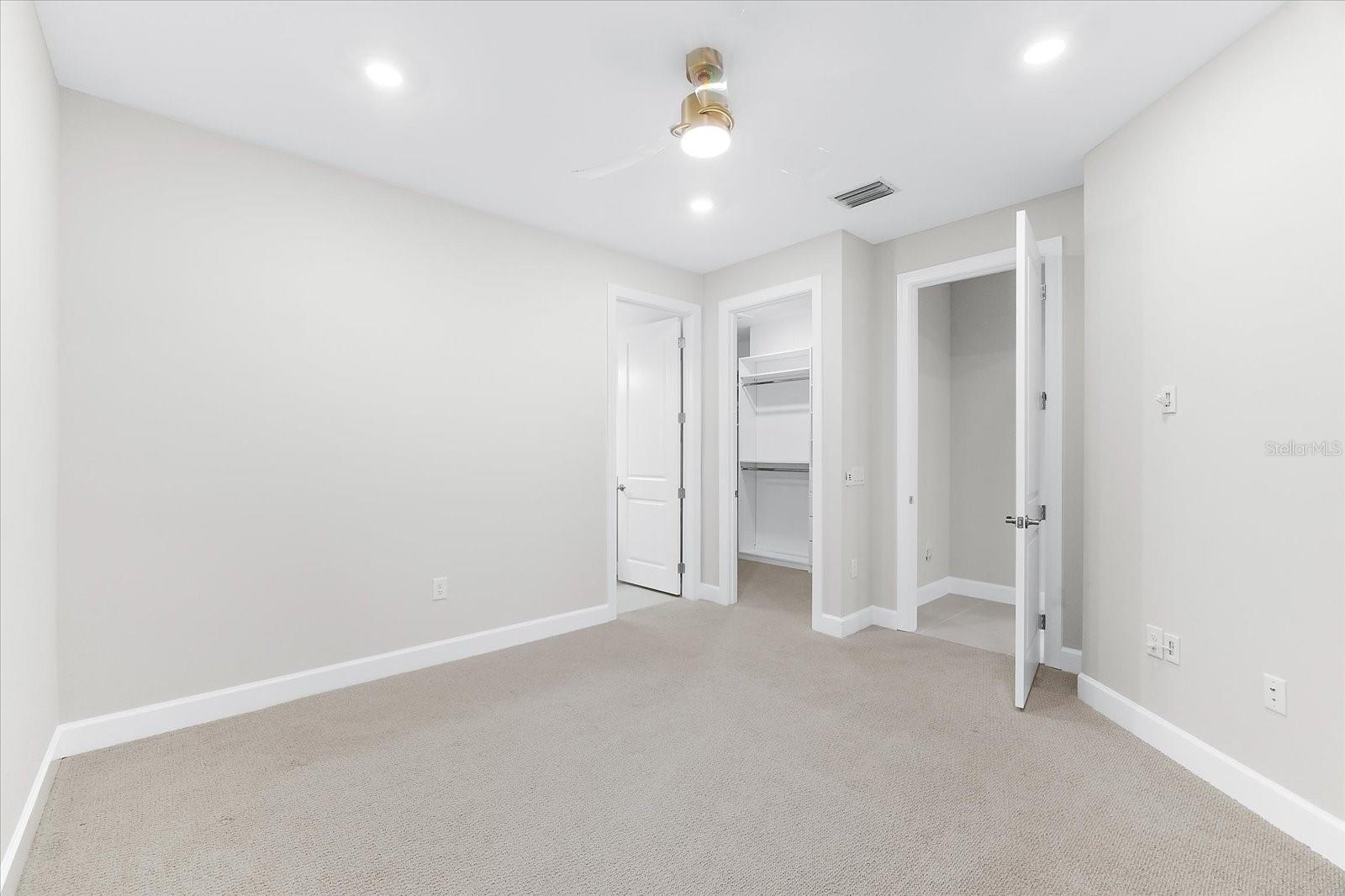 7661 SUMMERLAND CV, BRADENTON, FL, 34202