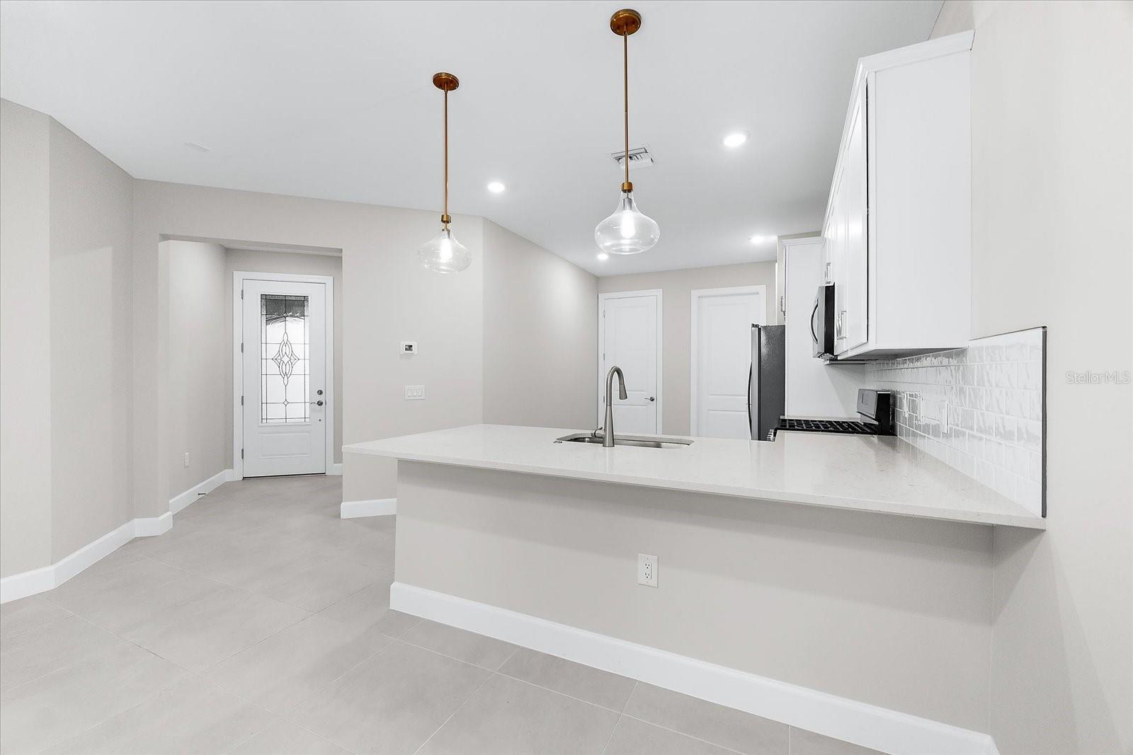 7661 SUMMERLAND CV, BRADENTON, FL, 34202