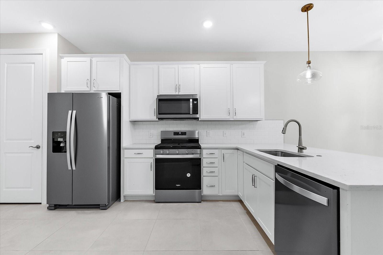 7661 SUMMERLAND CV, BRADENTON, FL, 34202