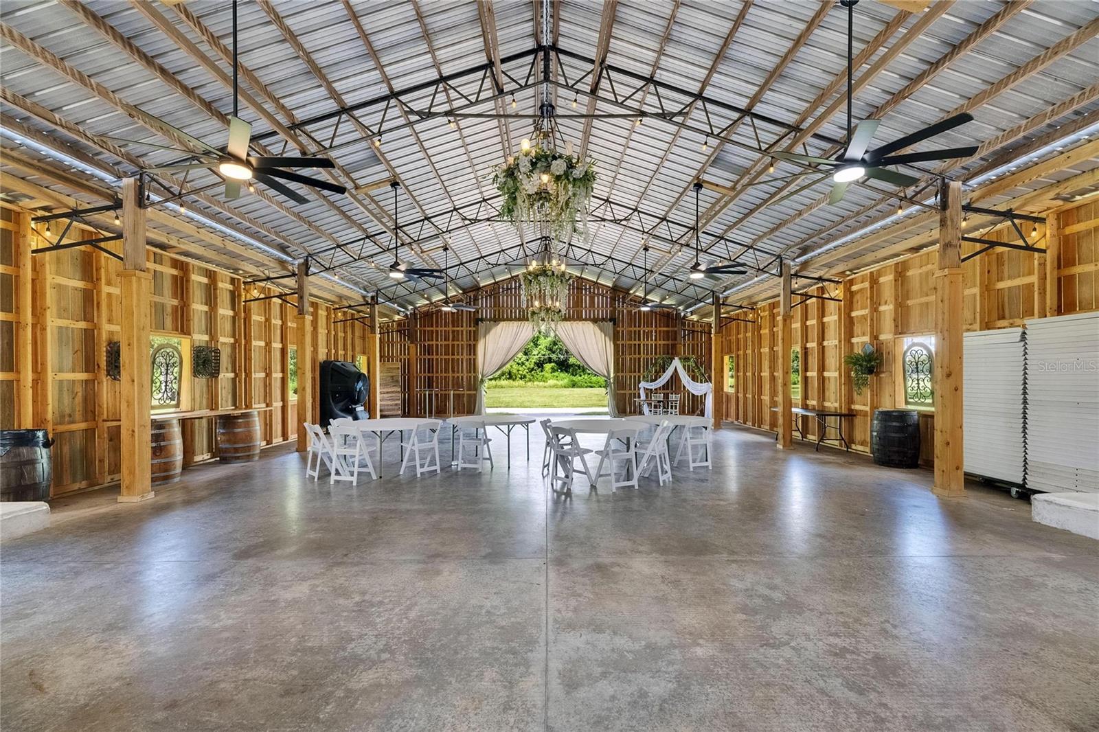 TB8399878 Property Photo