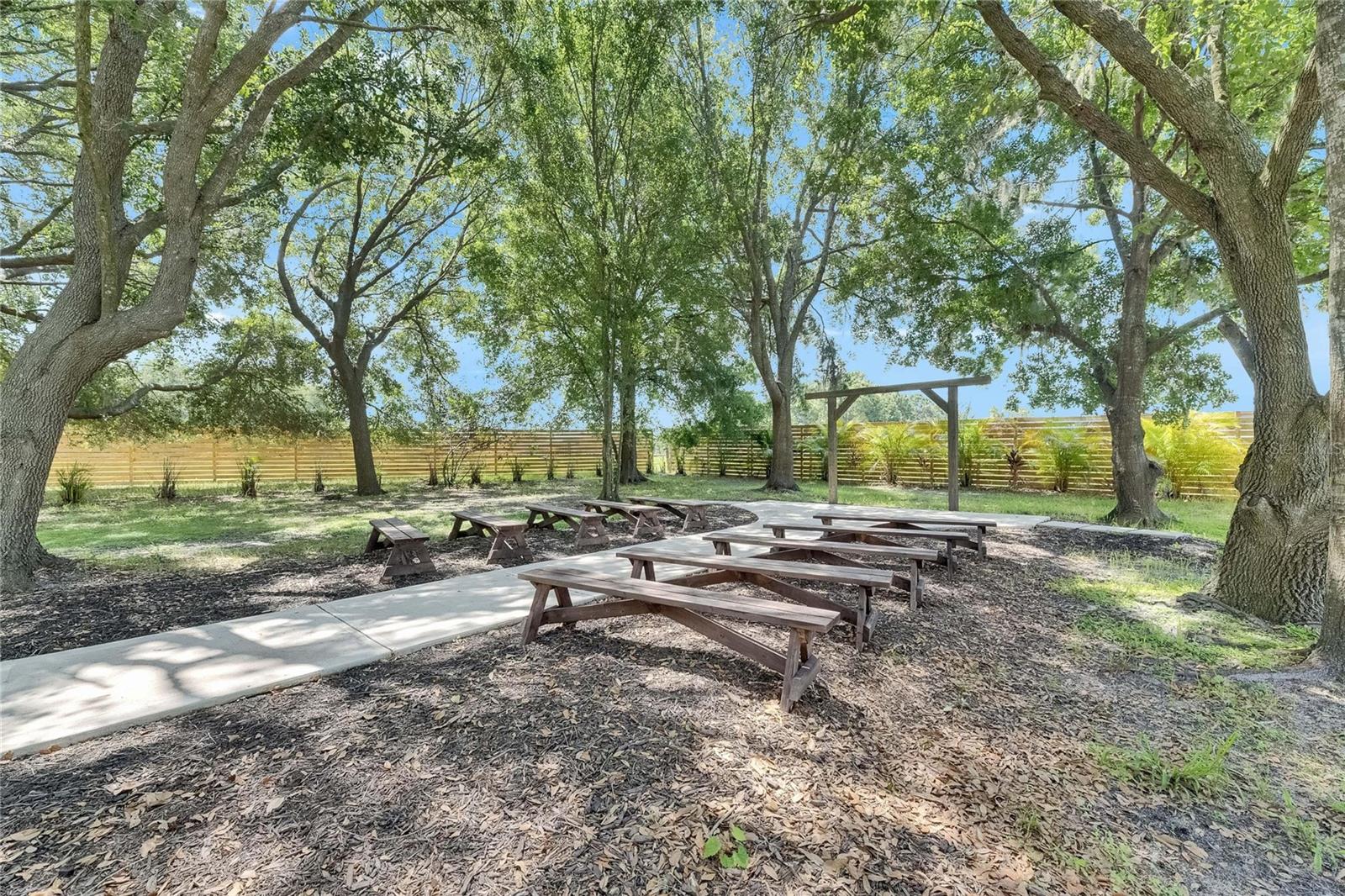 TB8399878 Property Photo