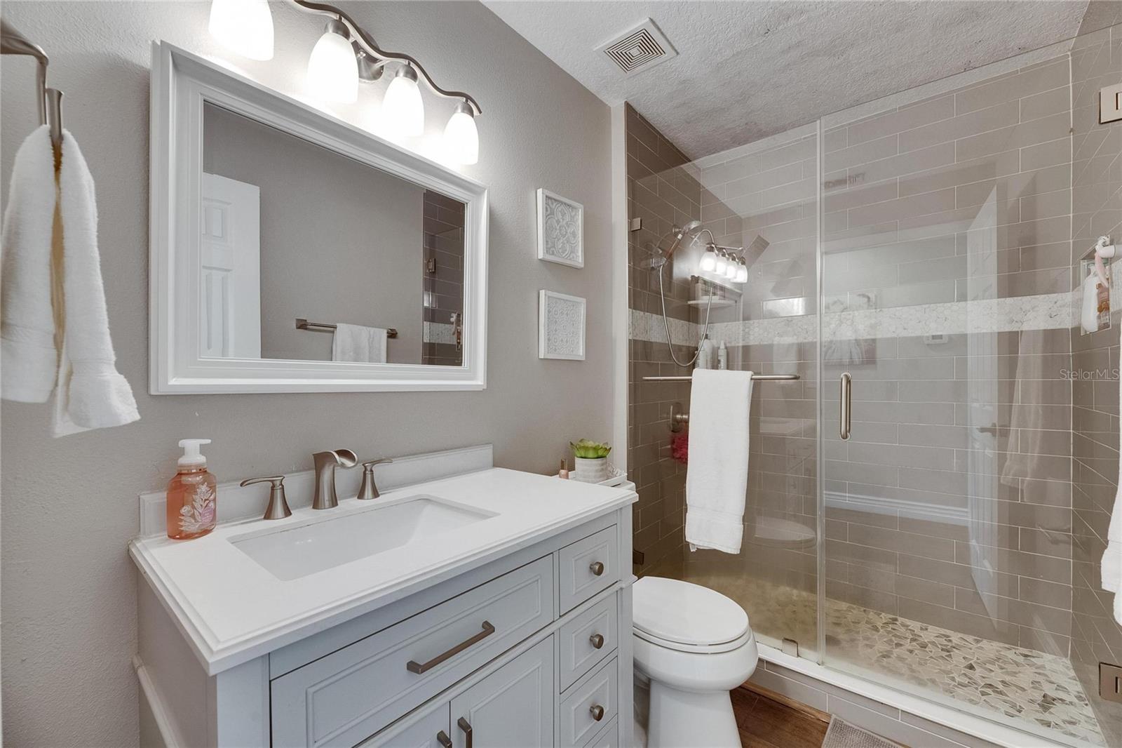 TB8399878 Property Photo