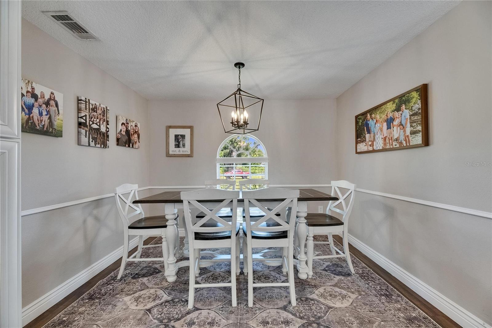 TB8399878 Property Photo