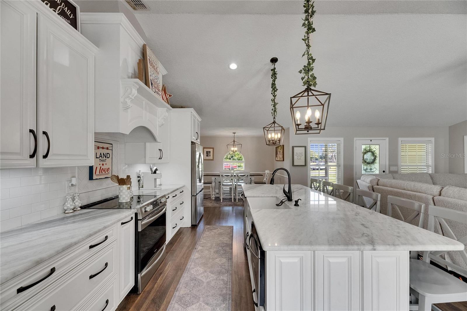 TB8399878 Property Photo