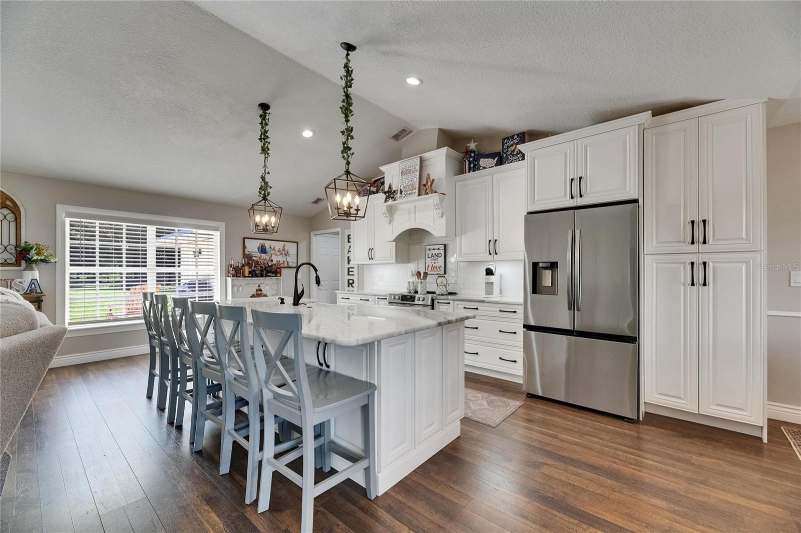 TB8399878 Property Photo