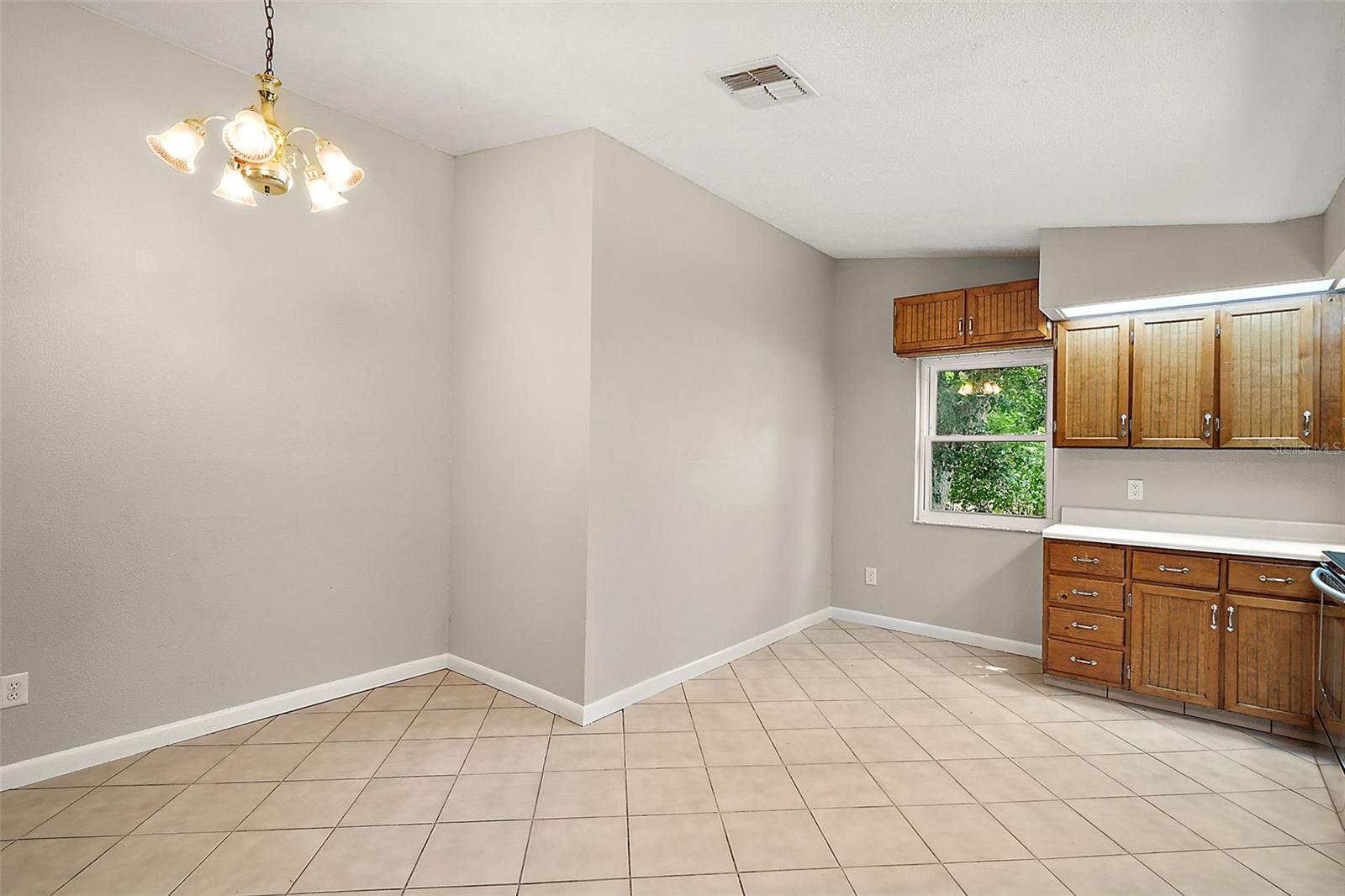 8024 FLORIDA BOYS RANCH RD, GROVELAND, FL, 34736