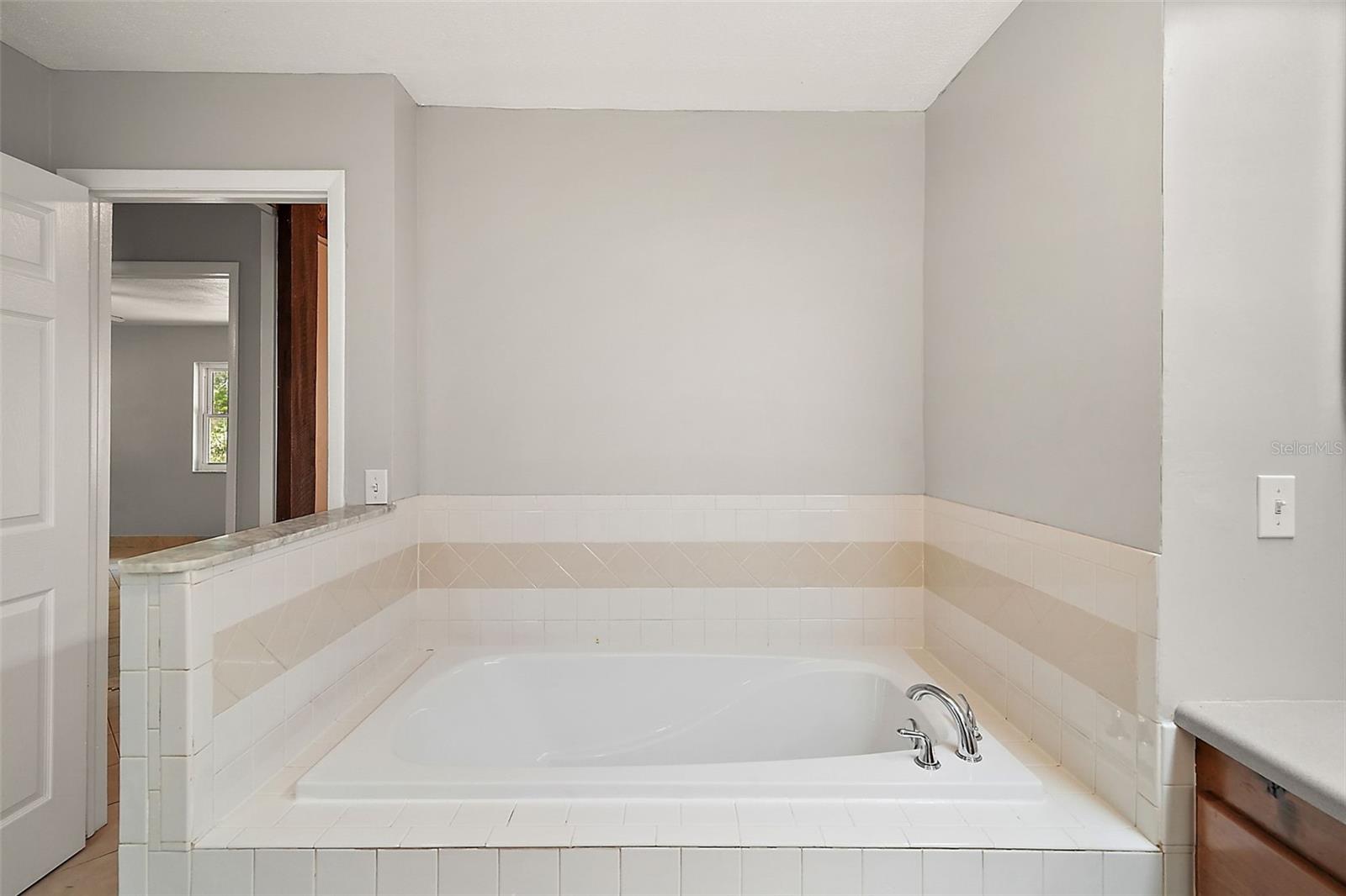 8024 FLORIDA BOYS RANCH RD, GROVELAND, FL, 34736